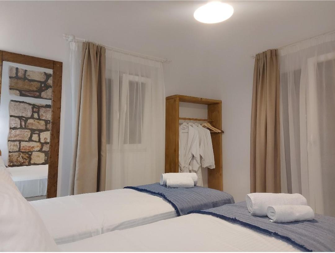 Villa Doriana In Pelekouda Pollonia Bagian luar foto